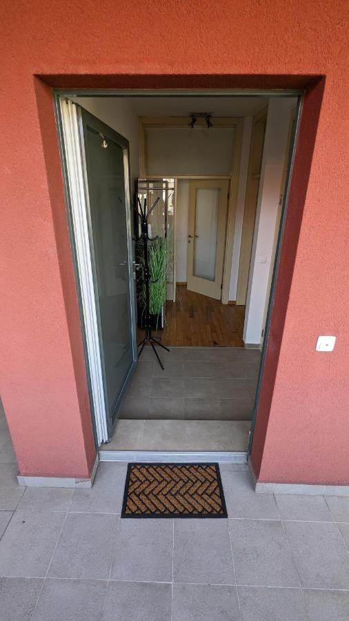 Downtown Fiume, Underground Garage Within The Property Esterno foto